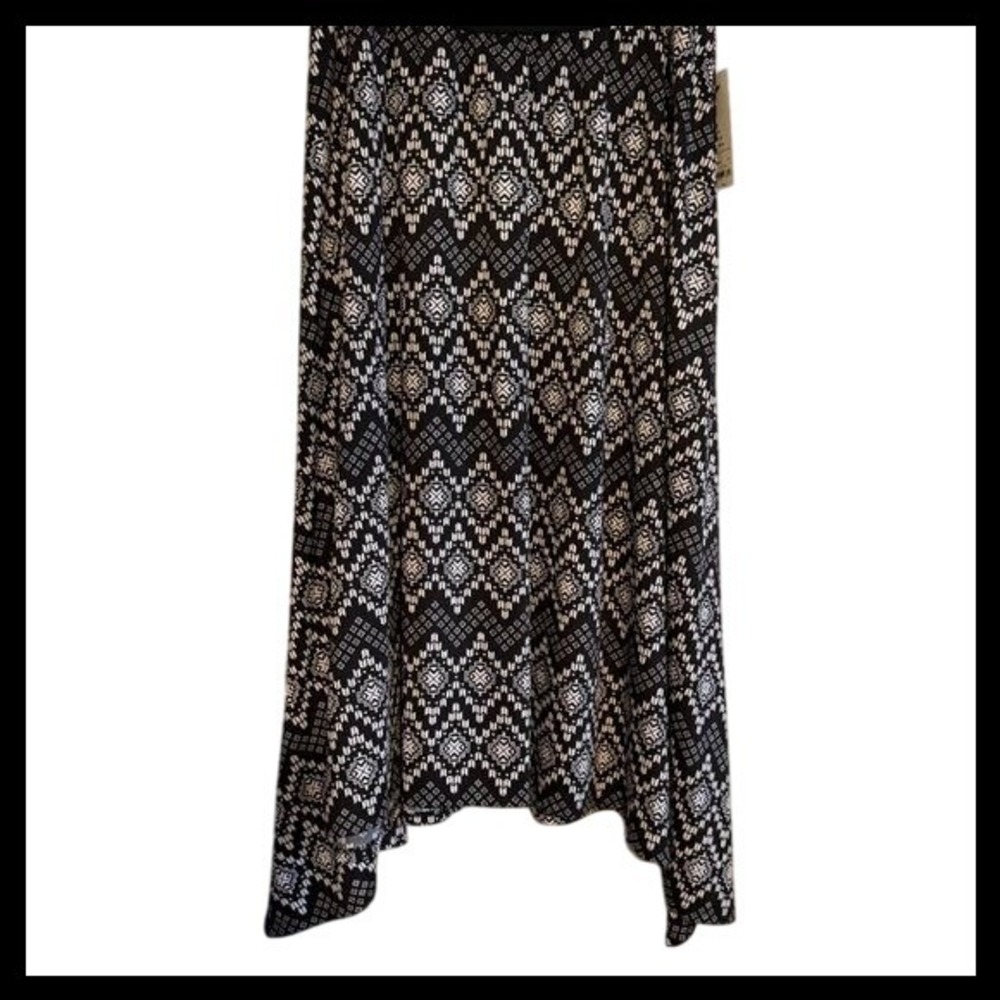 Apt 9‎ XL Skirt Black White Geometric Print Handkerchief Hem